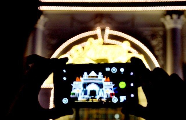 Những khoảnh khắc đã được ghi lại sẽ là niềm vui của tất cả mọi người trong mùa Giáng Sinh ấm áp và an lành.