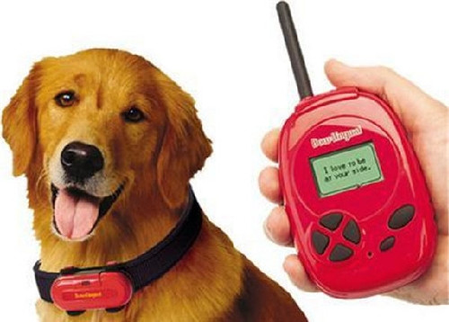 7. Máy dịch ngôn ngữ của chó Keita Sato, Chủ tịch Cty Takara, tiến sĩ Matsumi và tiến sĩ Norio Kogure đều ở Nhật Bản đã chế tạo ra cỗ máy dịch tự động ngôn ngữ của chó. Được đặt tên là Bow-Lingual, cỗ máy này gồm 2 phần, trong đó 1 phần được gắn vào cổ con chó để ghi lại âm thanh chó phát ra. Phần thứ 2 là thiết bị cầm tay để phân tích ngôn ngữ của chó và dịch thành tiếng Anh những từ ngữ thông dụng như vui, buồn, giận, bạn bè, kẻ thù hay những câu như “Hãy chơi với tôi”, “Tôi cảm thấy buồn”… Khi chó sủa, bạn có thể nhìn vào màn hình của máy để biết nó đang muốn nói gì với bạn. 7. Máy dịch ngôn ngữ của chó Keita Sato, Chủ tịch Cty Takara, tiến sĩ Matsumi và tiến sĩ Norio Kogure đều ở Nhật Bản đã chế tạo ra cỗ máy dịch tự động ngôn ngữ của chó. Được đặt tên là Bow-Lingual, cỗ máy này gồm 2 phần, trong đó 1 phần được gắn vào cổ con chó để ghi lại âm thanh chó phát ra. Phần thứ 2 là thiết bị cầm tay để phân tích ngôn ngữ của chó và dịch thành tiếng Anh những từ ngữ thông dụng như vui, buồn, giận, bạn bè, kẻ thù hay những câu như “Hãy chơi với tôi”, “Tôi cảm thấy buồn”… Khi chó sủa, bạn có thể nhìn vào màn hình của máy để biết nó đang muốn nói gì với bạn.