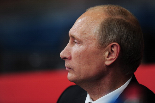 Tổng thống Vladimir Putin rất yêu thể thao, đặc biệt là môn võ judo của Nhật Bản, ông là một võ sĩ judo đai đen, hiện đang giữ chức chủ tịch danh dự của Liên đoàn judo Quốc tế và Liên đoàn judo châu Âu. Tổng thống Vladimir Putin rất yêu thể thao, đặc biệt là môn võ judo của Nhật Bản, ông là một võ sĩ judo đai đen, hiện đang giữ chức chủ tịch danh dự của Liên đoàn judo Quốc tế và Liên đoàn judo châu Âu.