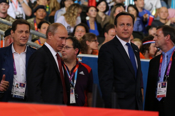 Tổng thống Vladimir Putin rất yêu thể thao, đặc biệt là môn võ judo của Nhật Bản, ông là một võ sĩ judo đai đen, hiện đang giữ chức chủ tịch danh dự của Liên đoàn judo Quốc tế và Liên đoàn judo châu Âu. Tổng thống Vladimir Putin rất yêu thể thao, đặc biệt là môn võ judo của Nhật Bản, ông là một võ sĩ judo đai đen, hiện đang giữ chức chủ tịch danh dự của Liên đoàn judo Quốc tế và Liên đoàn judo châu Âu.