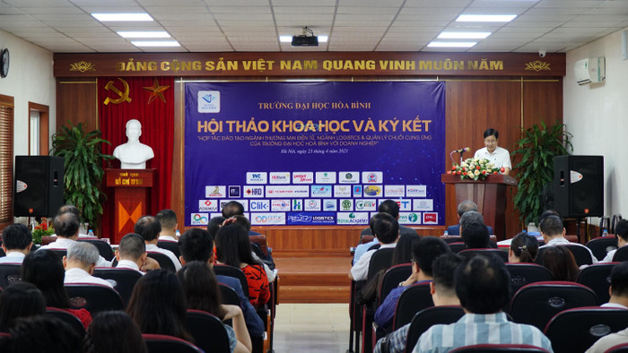 Trường Đại học Hòa Bình luôn xác định mục tiêu đào tạo nguồn nhân lực Logistics và Quản lý chuỗi cung ứng chất lượng cao. (Ảnh: NVCC)