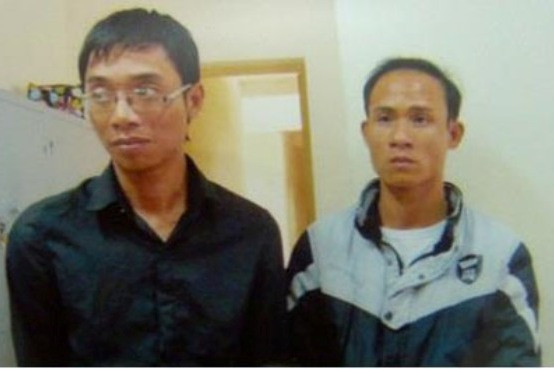 Nguyễn Tuấn Sơn (tức Sơn cận,) và Nguyễn Văn Thanh tại cơ quan công an