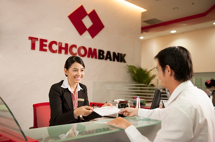 Techcombank đứng đầu trong nhóm ngân hàng cho vay tiêu dùng với nhiều ưu đãi. Techcombank đứng đầu trong nhóm ngân hàng cho vay tiêu dùng với nhiều ưu đãi.