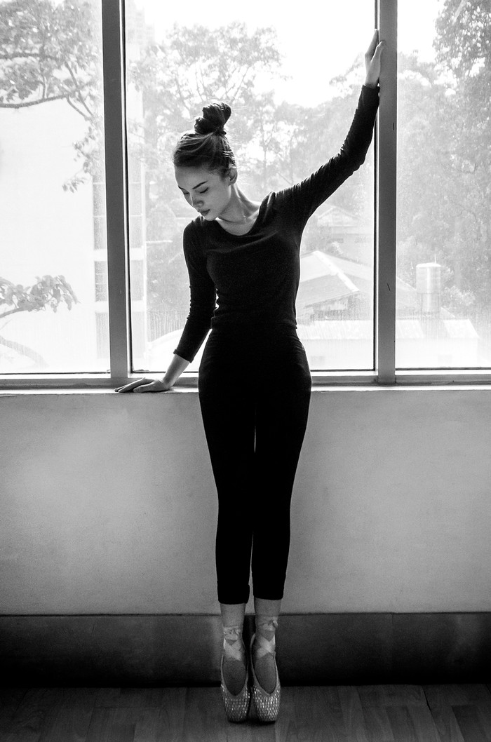 Yến Trang sẽ trở lại sân khấu Bước nhảy hoàn vũ 2014 với đôi giày mũi cứng từng là thương hiệu mỗi khi người hâm mộ nhắc đến cô trong vai trò vũ công. Yến Trang sẽ trở lại sân khấu Bước nhảy hoàn vũ 2014 với đôi giày mũi cứng từng là thương hiệu mỗi khi người hâm mộ nhắc đến cô trong vai trò vũ công.