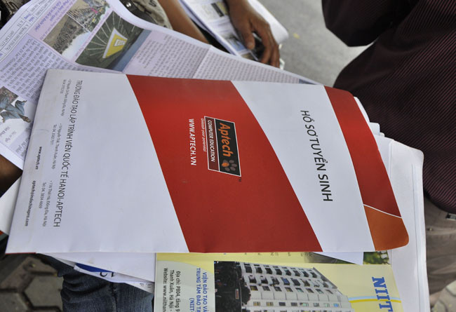 Hay một bộ hồ sơ tuyển sinh miễn phí. Hay một bộ hồ sơ tuyển sinh miễn phí.