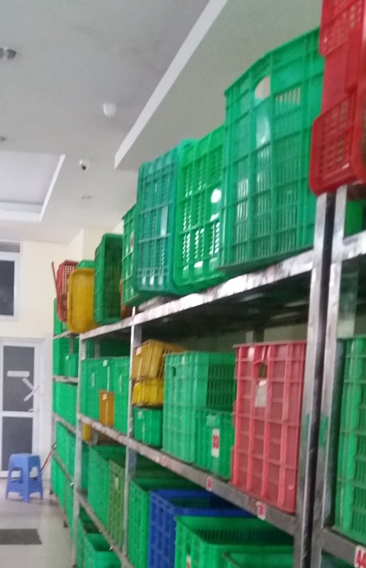 Và không đảm bảo ATVSTP. Ảnh Trần Việt. Và không đảm bảo ATVSTP. Ảnh Trần Việt.
