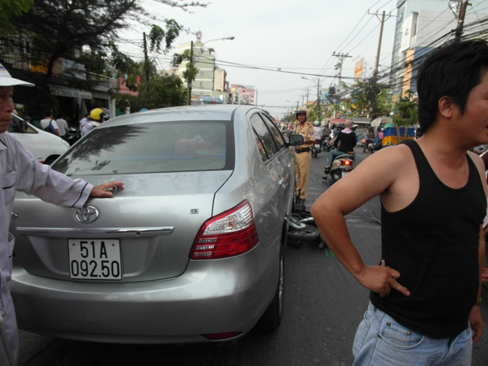 Đằng sau chiếc "xe điên" gây tai nạn kinh hoàng.