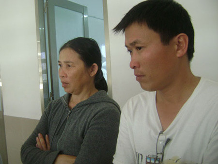 Anh Lê Quang Hải bức xúc trước cái chết của vợ con (Ảnh. H.Ánh) Anh Lê Quang Hải bức xúc trước cái chết của vợ con (Ảnh. H.Ánh)