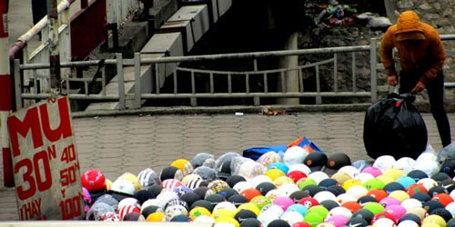 Mũ bảo hiểm rởm giá bèo