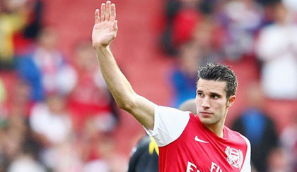 Ngày Van Persie rời Arsenal không còn xa