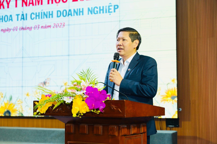 Phó Giáo sư, Tiến sĩ Vũ Văn Ninh - Trưởng khoa Tài chính Doanh nghiệp (Học viện Tài chính) (Ảnh: NVCC). Phó Giáo sư, Tiến sĩ Vũ Văn Ninh - Trưởng khoa Tài chính Doanh nghiệp (Học viện Tài chính) (Ảnh: NVCC).