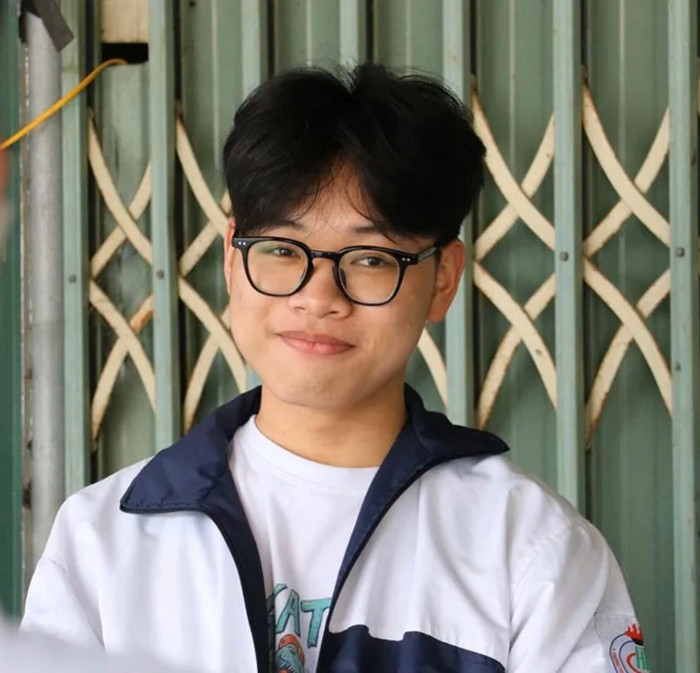 Phan Xuân Hành - học sinh lớp 12 chuyên Hóa, trường trung học phổ thông Chuyên Hà Tĩnh (ảnh: NVCC)