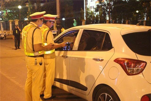 Việc mạo danh cán bộ Bộ Giáo dục là hành vi cần nghiêm trị (ảnh chỉ mang tính minh họa). Việc mạo danh cán bộ Bộ Giáo dục là hành vi cần nghiêm trị (ảnh chỉ mang tính minh họa).