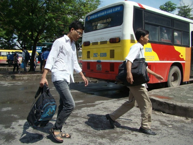 Xem đáp án môn Vật lí - Xem đáp án môn Toán - Xem đáp án môn Hóa - Xem đáp án môn Ngoại ngữ Khối A1