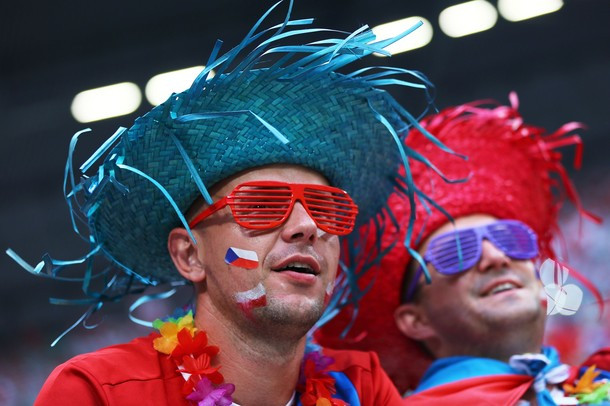 Niềm vui tột đỉnh của các CĐV CH Czech Niềm vui tột đỉnh của các CĐV CH Czech