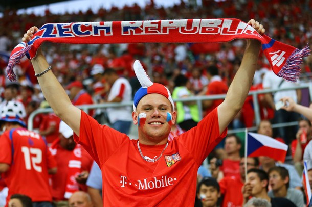 Niềm vui tột đỉnh của các CĐV CH Czech Niềm vui tột đỉnh của các CĐV CH Czech