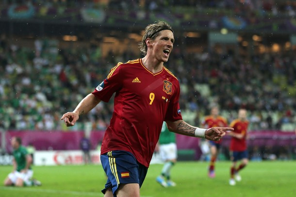 Torres đã từng được coi là người thừa nhưng hôm nay anh là người hùng của Roja. Torres đã từng được coi là người thừa nhưng hôm nay anh là người hùng của Roja.