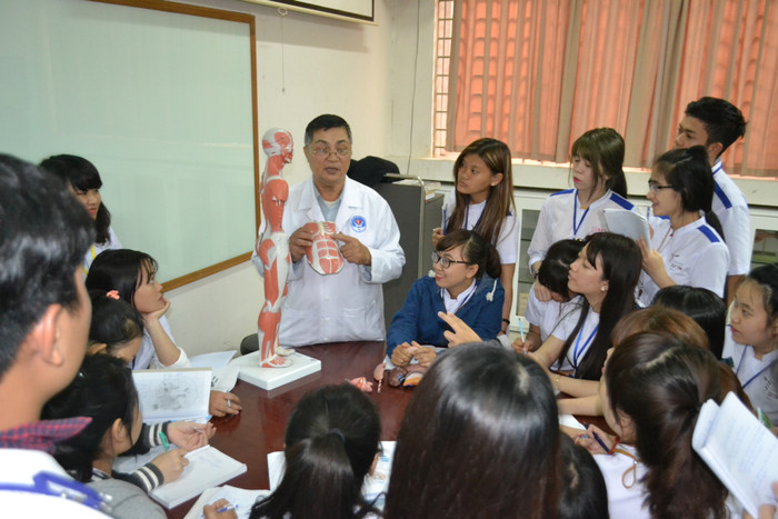 Sinh viên y khoa phải luôn đặt chữ Tâm lên hàng đầu. Ảnh: An Nguyên Sinh viên y khoa phải luôn đặt chữ Tâm lên hàng đầu. Ảnh: An Nguyên