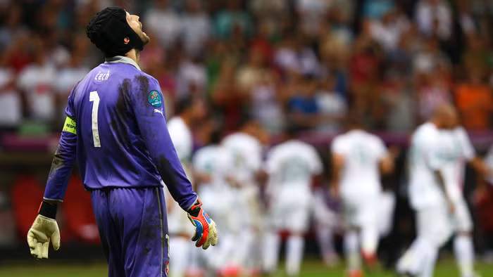 Vẻ buồn bã của Cech... Vẻ buồn bã của Cech...