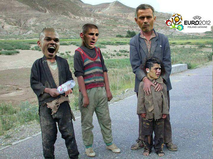 Thầy trò HLV Mourinho, những người đứng ngoài cuộc ở trận chung kết EURO 2012