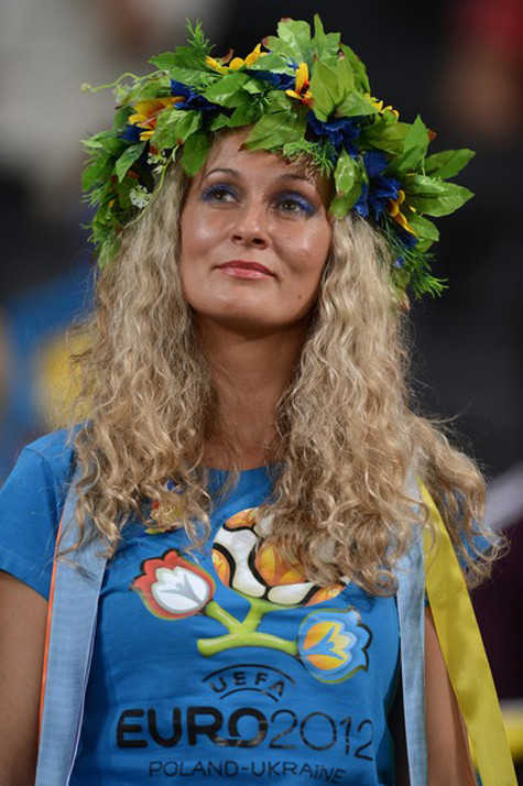 Ngay cả khi họ buồn bã khi đội nhà không thể đi tiếp vào vòng trong, nỗi buồn ấy vẫn đẹp! Ngay cả khi họ buồn bã khi đội nhà không thể đi tiếp vào vòng trong, nỗi buồn ấy vẫn đẹp!