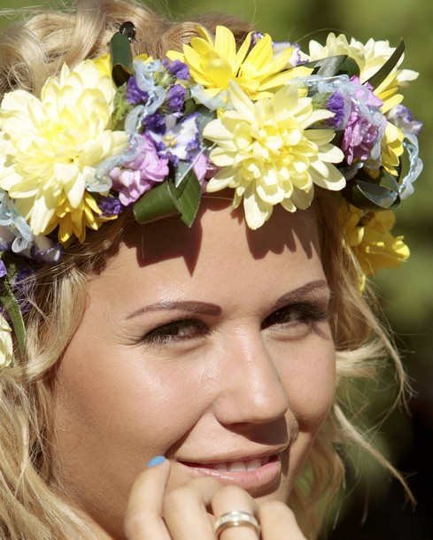 Phụ nữ Ukraine được xem là đẹp bậc nhất Châu Âu, và đây là minh chứng với những gì họ hiện trên khuôn hình ở EURO 2012. Phụ nữ Ukraine được xem là đẹp bậc nhất Châu Âu, và đây là minh chứng với những gì họ hiện trên khuôn hình ở EURO 2012.