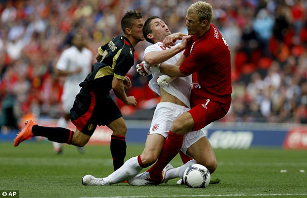 Joe Hart: Bỏ anh ra nào! Joe Hart: Bỏ anh ra nào!