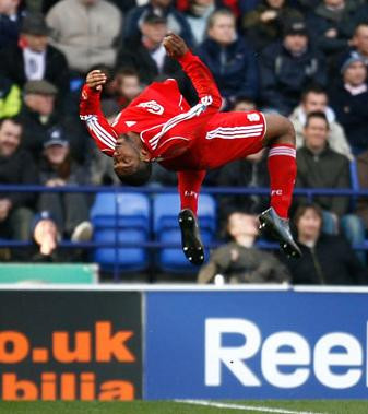 Tiền đạo người Hà Lan, Ryan Babel. Tiền đạo người Hà Lan, Ryan Babel.