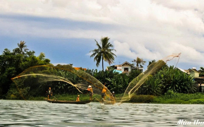 Tuyệt sắc cảnh đẹp trên bến sông Tuyệt sắc cảnh đẹp trên bến sông