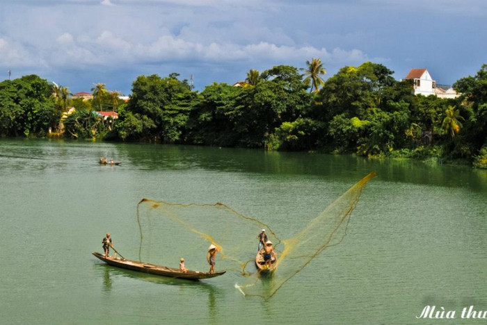 Vớt lên những "ánh sao rơi"... Vớt lên những "ánh sao rơi"...
