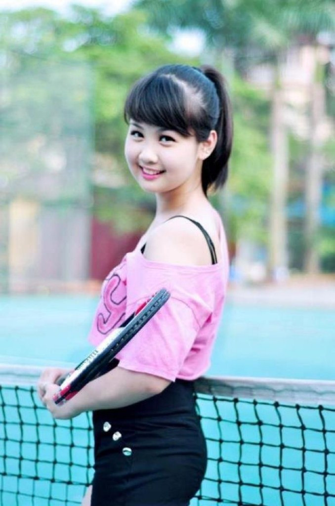 Quỳnh Anh rất yêu gia đình và luôn mong muốn mang lại nhiều điều tốt đẹp cho gia đình mình. Quỳnh Anh rất yêu gia đình và luôn mong muốn mang lại nhiều điều tốt đẹp cho gia đình mình.