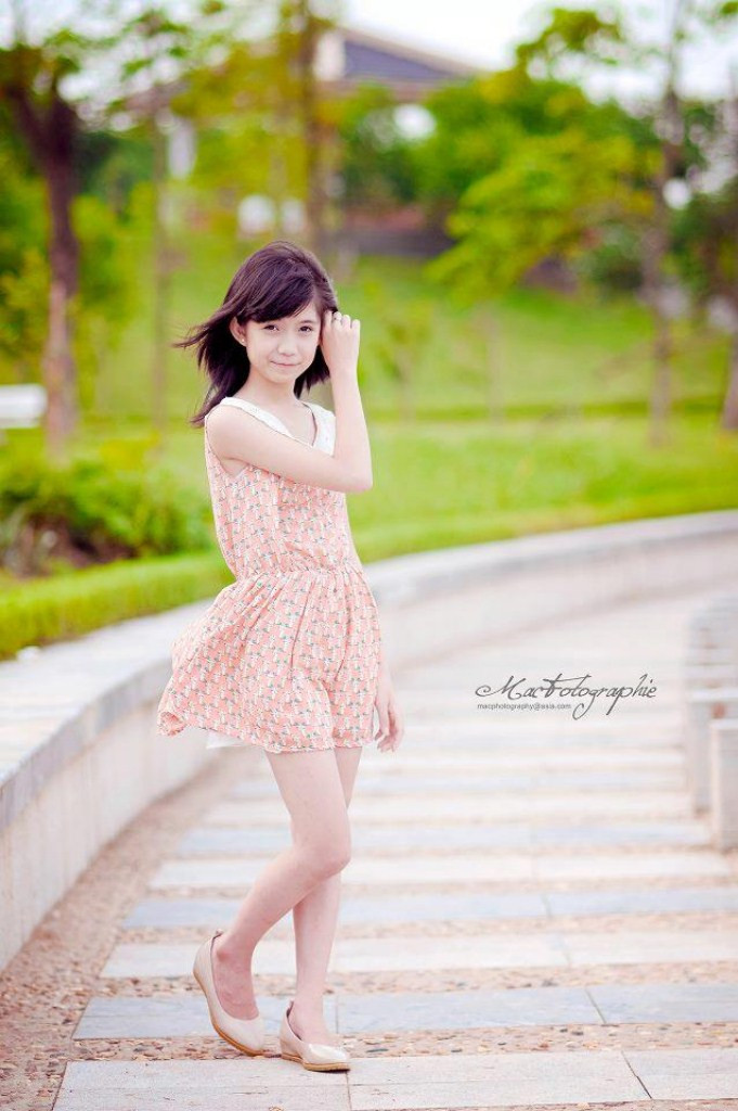Nguyễn Mai Vy sinh năm 1998, hiện đang là học sinh Trường THCS Chu Văn An, Hà Nội. ĐÁP ÁN TIẾNG ANH KHỐI A1, D1 HỆ CAO ĐẲNG 2012 - ĐÁP ÁN MÔN VĂN KHỐI C, D HỆ CAO ĐẲNG 2012 - ĐÁP ÁN MÔN SINH KHỐI B HỆ CAO ĐẲNG 2012 - ĐÁP ÁN MÔN VẬT LÝ KHỐI A, A1 HỆ CAO ĐẲNG 2012 - ĐÁP ÁN MÔN LỊCH SỬ KHỐI C HỆ CAO ĐẲNG 2012 - ĐÁP ÁN MÔN LỊCH SỬ KHỐI C HỆ CAO ĐẲNG 2012 Nguyễn Mai Vy sinh năm 1998, hiện đang là học sinh Trường THCS Chu Văn An, Hà Nội. ĐÁP ÁN TIẾNG ANH KHỐI A1, D1 HỆ CAO ĐẲNG 2012 - ĐÁP ÁN MÔN VĂN KHỐI C, D HỆ CAO ĐẲNG 2012 - ĐÁP ÁN MÔN SINH KHỐI B HỆ CAO ĐẲNG 2012 - ĐÁP ÁN MÔN VẬT LÝ KHỐI A, A1 HỆ CAO ĐẲNG 2012 - ĐÁP ÁN MÔN LỊCH SỬ KHỐI C HỆ CAO ĐẲNG 2012 - ĐÁP ÁN MÔN LỊCH SỬ KHỐI C HỆ CAO ĐẲNG 2012