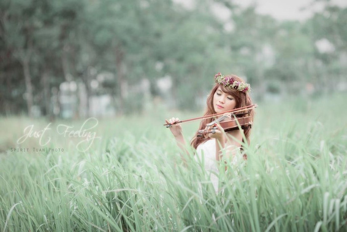 Xem thêm:Thiên sứ 9X: Ánh mắt đẹp tựa Phương Tư Doanh trong "Xóm vắng" Xem thêm:Thiên sứ 9X: Ánh mắt đẹp tựa Phương Tư Doanh trong "Xóm vắng"