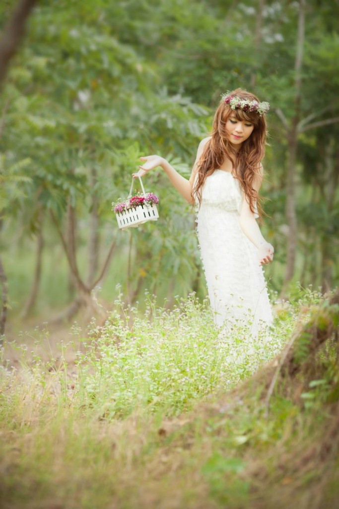 Xem thêm:Thiên sứ 9X: Ánh mắt đẹp tựa Phương Tư Doanh trong "Xóm vắng" Xem thêm:Thiên sứ 9X: Ánh mắt đẹp tựa Phương Tư Doanh trong "Xóm vắng"