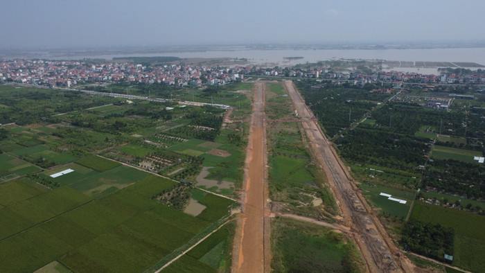 Đoạn dự án đường Vành đai 4 tại xã Liên Hồng, huyện Đan Phượng. Sắp tới tại khu vực này sẽ xây dựng cầu Hồng Hà bắc qua sông Hồng nối với xã Văn Khê, huyện Mê Linh bên kia sông Hồng GDVN_2.JPG