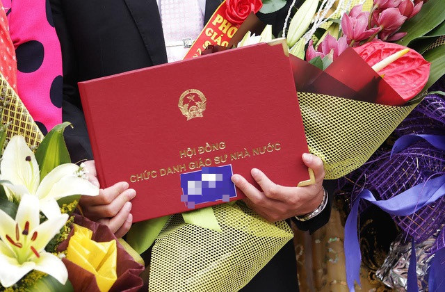 Hội đồng giáo sư Nhà nước công bố danh sách 441 ứng viên được Hội đồng giáo sư cơ sở đề nghị xét công nhận đạt chuẩn chức danh giáo sư, phó giáo sư. (Ảnh minh họa trên giaoduc.net.vn) Hội đồng giáo sư Nhà nước công bố danh sách 441 ứng viên được Hội đồng giáo sư cơ sở đề nghị xét công nhận đạt chuẩn chức danh giáo sư, phó giáo sư. (Ảnh minh họa trên giaoduc.net.vn)