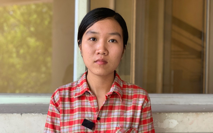 Bố mẹ đều mắc bệnh ung thư, Thủy ước mơ trở thành dược sĩ (Ảnh: Thùy Linh) Bố mẹ đều mắc bệnh ung thư, Thủy ước mơ trở thành dược sĩ (Ảnh: Thùy Linh)