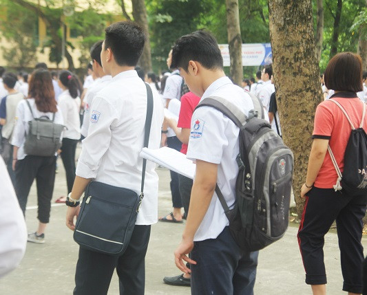 Hà Nội công bố điểm thi vào lớp 10 ảnh 1 Hà Nội công bố điểm thi vào lớp 10 ảnh 1