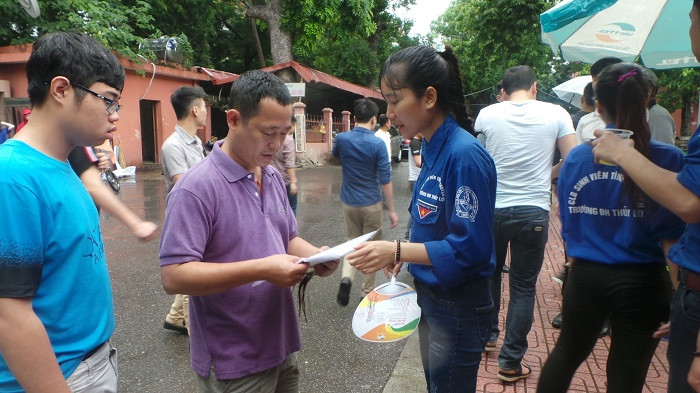 Mong sao thí sinh đừng để bị đình chỉ “oan” vì điện thoại di động ảnh 3 Mong sao thí sinh đừng để bị đình chỉ “oan” vì điện thoại di động ảnh 3