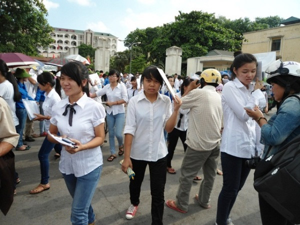 Sợ thất nghiệp, học sinh giỏi cũng ngừng học, đi làm thuê ảnh 2 Sợ thất nghiệp, học sinh giỏi cũng ngừng học, đi làm thuê ảnh 2