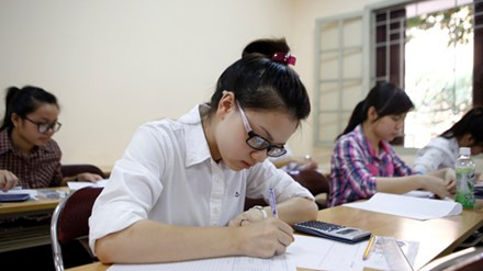 Hôm nay, gần 900 ngàn thí sinh làm thủ tục tham dự kỳ thi quốc gia 2016 ảnh 3 Hôm nay, gần 900 ngàn thí sinh làm thủ tục tham dự kỳ thi quốc gia 2016 ảnh 3