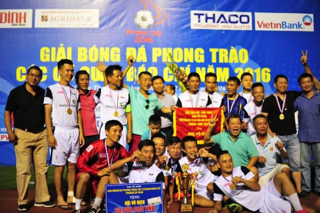 Chung kết Giải bóng đá phong trào các cơ quan báo chí toàn quốc lần thứ I ảnh 2 Chung kết Giải bóng đá phong trào các cơ quan báo chí toàn quốc lần thứ I ảnh 2