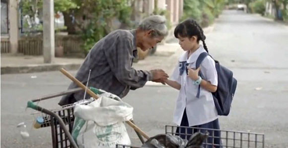 Khi lòng tốt bị nghi ngờ ảnh 1 Khi lòng tốt bị nghi ngờ ảnh 1