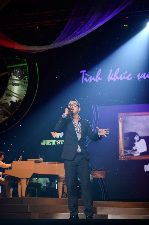 Và không thể không nhắc tới nhạc sĩ Quốc Dũng, người có rất nhiều bài hát đi vào lòng công chúng thời điểm đó . Ca sĩ trẻ Trần Phương được chọn lựa để hát một trong những ca khúc nằm lòng của giới trẻ lúc bấy giờ của nhạc sĩ Quốc Dũng mang tên Mai.