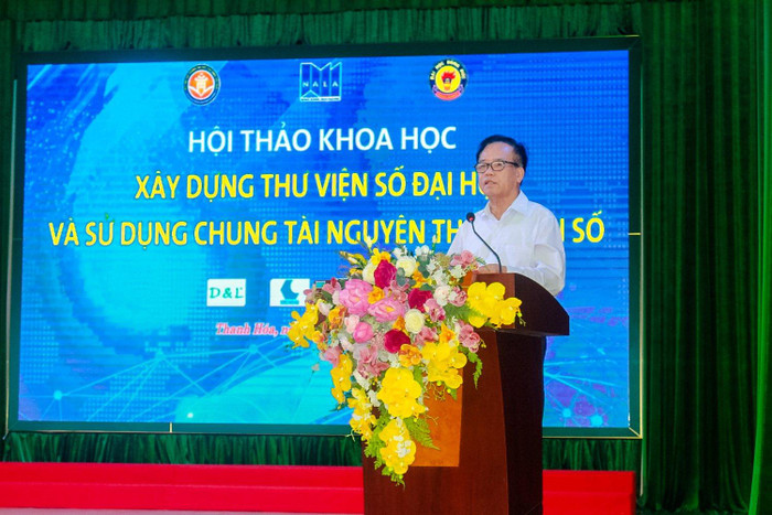 Ông Phạm Ngọc Lan, Trưởng Ban hỗ trợ khối trường thuộc Hiệp hội Các trường đại học, cao đẳng Việt Nam phát biểu tại Hội thảo Ông Phạm Ngọc Lan, Trưởng Ban hỗ trợ khối trường thuộc Hiệp hội Các trường đại học, cao đẳng Việt Nam phát biểu tại Hội thảo