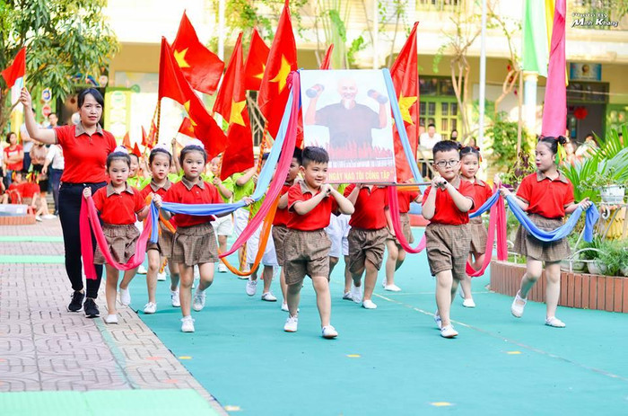 Việc chăm lo cho sức khoẻ để học sinh trên địa bàn toàn tỉnh được đón năm học mới đầy đủ và an toàn trong lúc dịch bệnh phức tạp luôn được ngành giáo dục Nghệ An quan tâm. Ảnh: Nghean.edu.vn