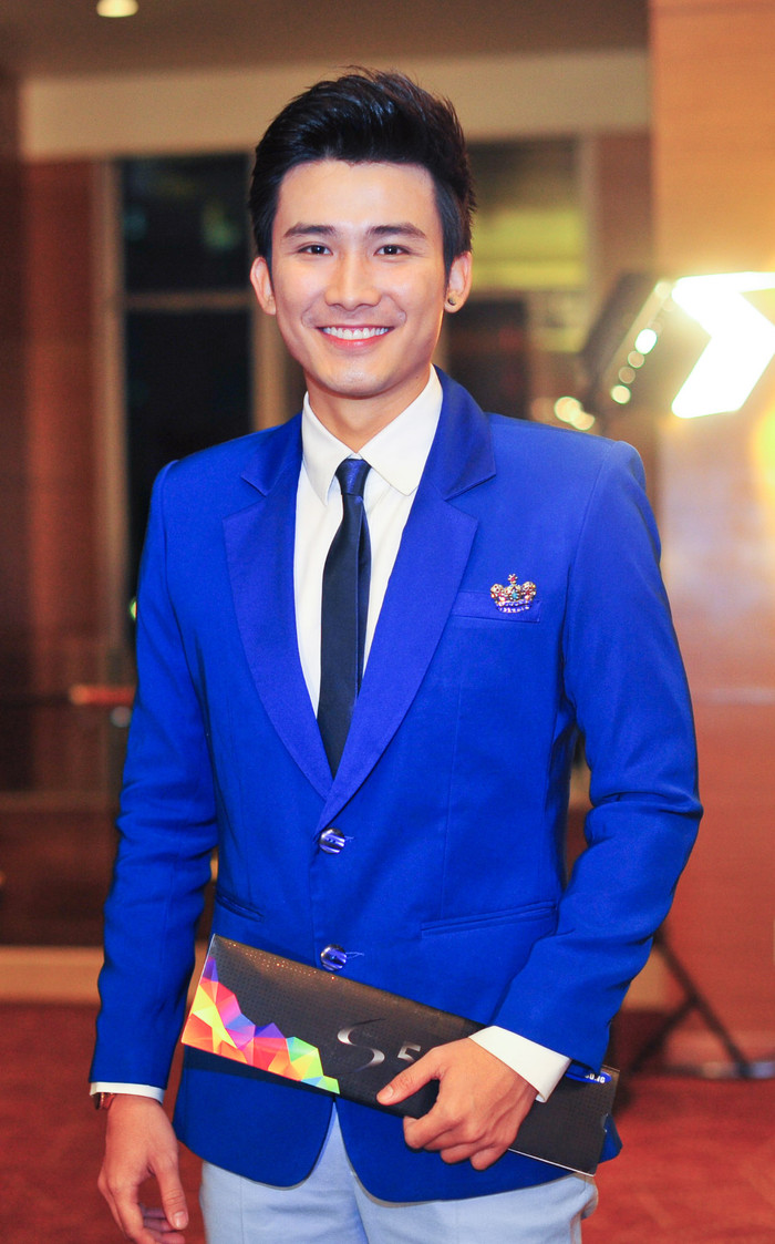 Ca sĩ Chí Thiện Ca sĩ Chí Thiện