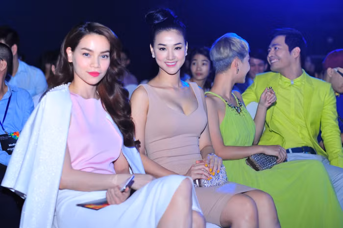 Nhan sắc "kẻ tám lạng người nửa cân" của Maya và Hồ Ngọc Hà khiến người xem như bị mê hoặc.