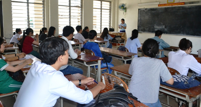 Lãnh đạo nhiều phòng giáo dục quận/huyện còn không biết việc phân công giáo viên tại các trường (bậc từ mầm non đến trung học cơ sở) do bất cập từ việc phân cấp quản lý giáo dục. Ảnh: TT Lãnh đạo nhiều phòng giáo dục quận/huyện còn không biết việc phân công giáo viên tại các trường (bậc từ mầm non đến trung học cơ sở) do bất cập từ việc phân cấp quản lý giáo dục. Ảnh: TT