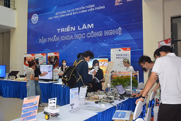 Định hướng trong năm 2023, Học viện tăng cường thúc đẩy các công bố quốc tế tăng 15% so với các năm trước. Ảnh: portal.ptit.edu.vn